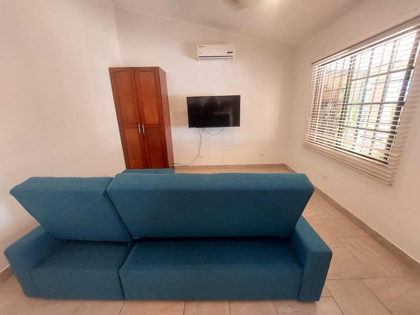 Guest House Плая Фламинго Екстериор снимка