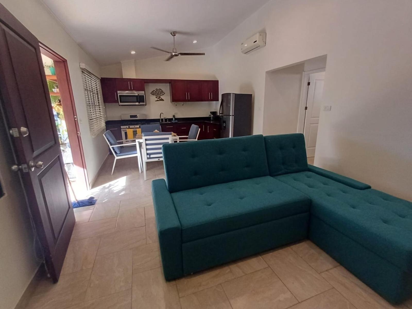 Guest House Плая Фламинго Екстериор снимка