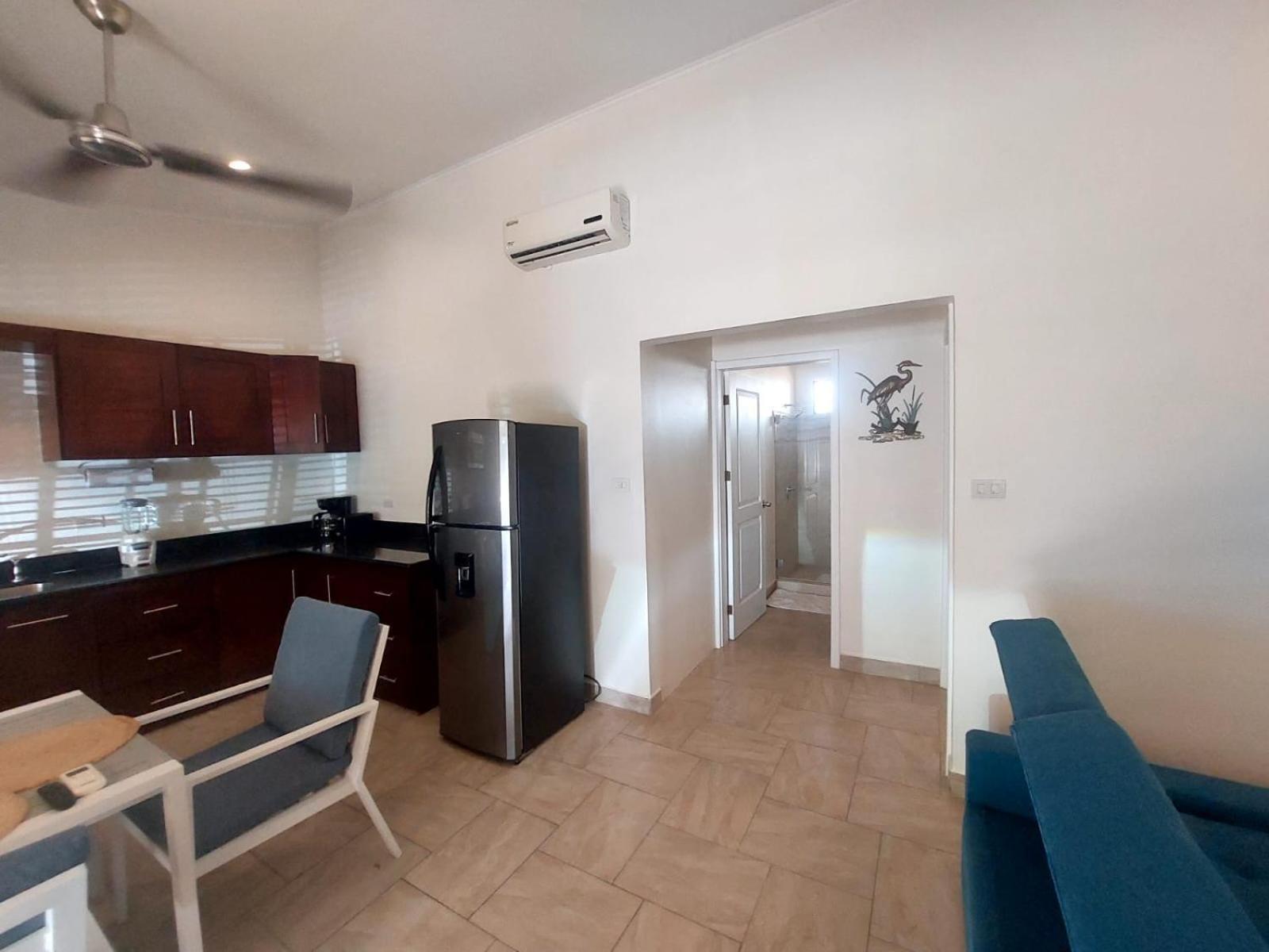 Guest House Плая Фламинго Екстериор снимка