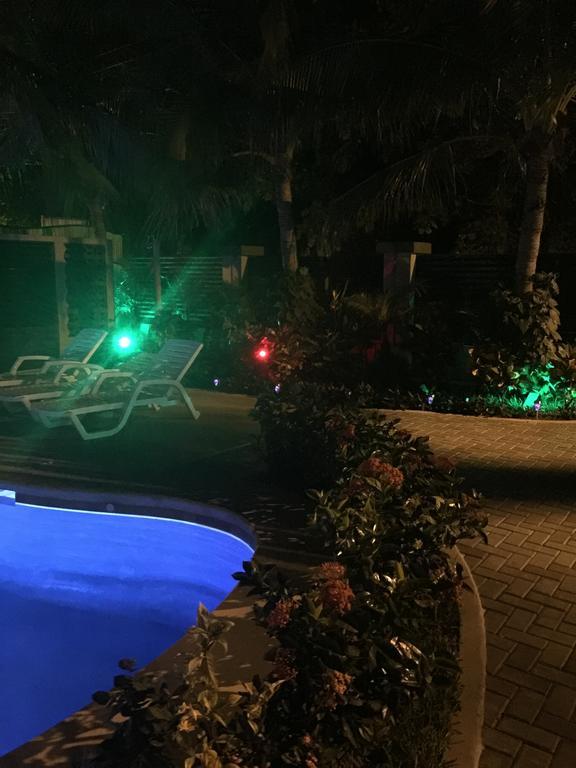 Guest House Плая Фламинго Екстериор снимка