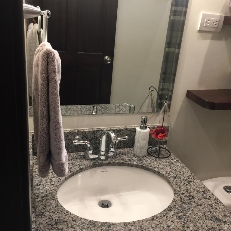 Guest House Плая Фламинго Екстериор снимка