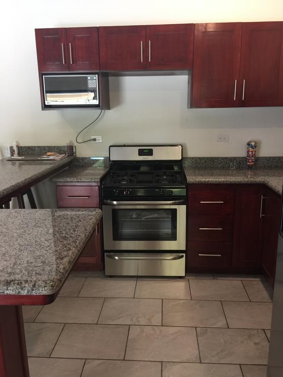 Guest House Плая Фламинго Екстериор снимка