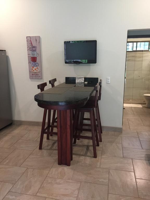Guest House Плая Фламинго Екстериор снимка