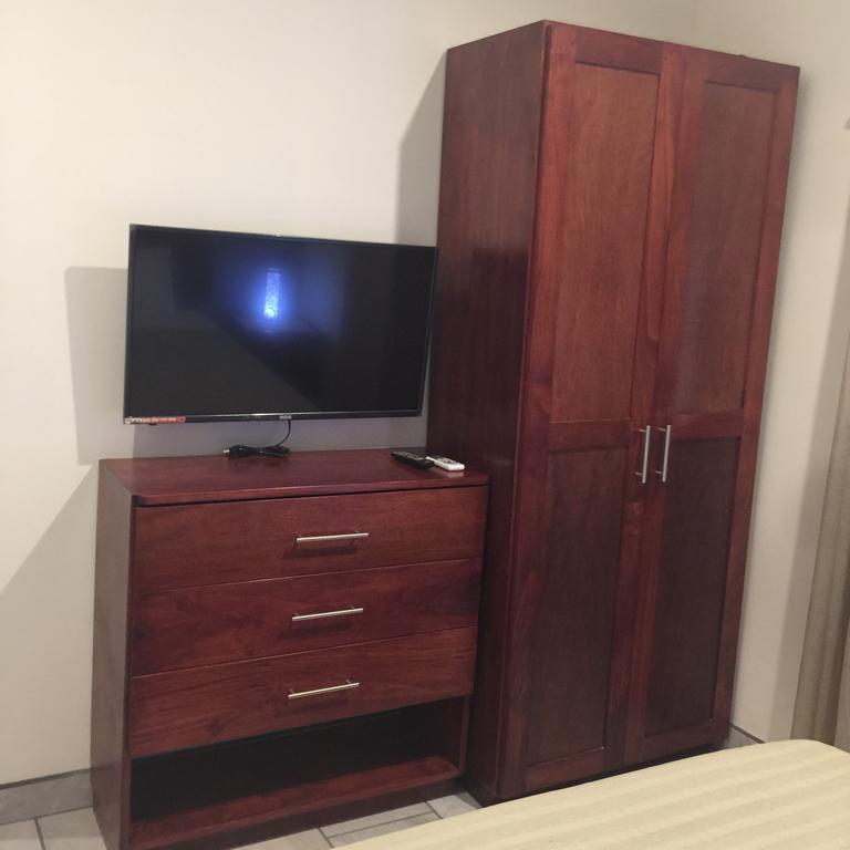 Guest House Плая Фламинго Екстериор снимка